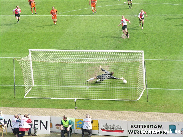 Feyenoord - Volendam 2-0 25-04-2004 (1).JPG