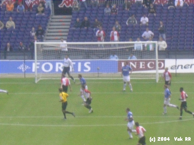 Feyenoord - FC Utrecht 0-3 19-09-2004 (10).jpg