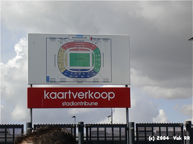Feyenoord - FC Utrecht 0-3 19-09-2004 (40).jpg