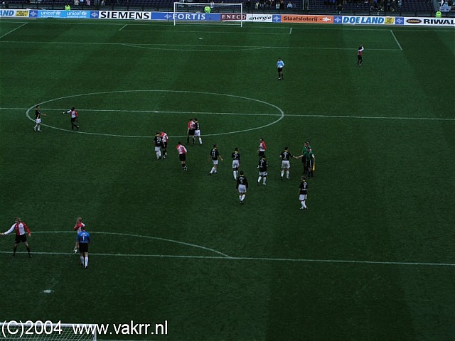 Feyenoord - NAC Breda 4-0 07-11-2004 (10).jpg