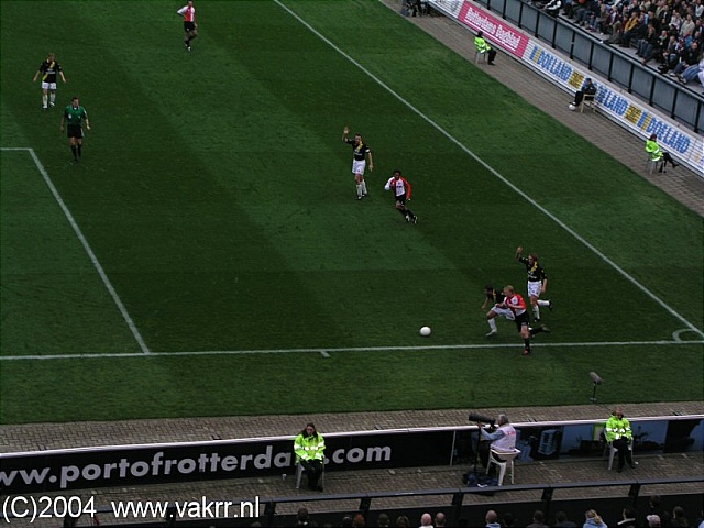 Feyenoord - NAC Breda 4-0 07-11-2004 (28).jpg