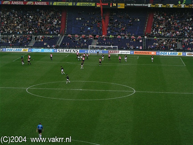 Feyenoord - NAC Breda 4-0 07-11-2004 (30).jpg