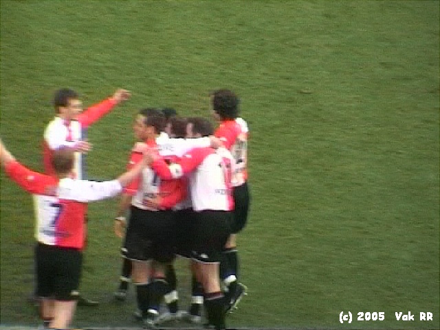 Feyenoord - Willem II 7-0 13-02-2005 (11).JPG