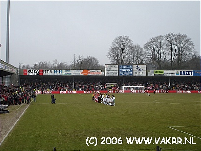 AZ - Feyenoord 1-0 19-03-2006 (14).JPG