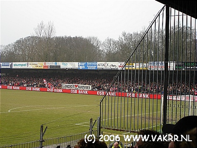 AZ - Feyenoord 1-0 19-03-2006 (18).JPG