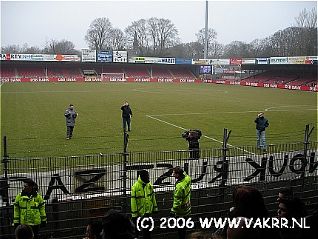 AZ - Feyenoord 1-0 19-03-2006 (24).JPG