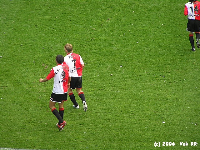 Feyenoord - RBC Roosendaal 2-0 16-04-2006 (8).JPG