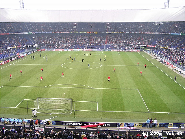 Feyenoord - Roda JC 0-0 22-01-2006 (38).JPG