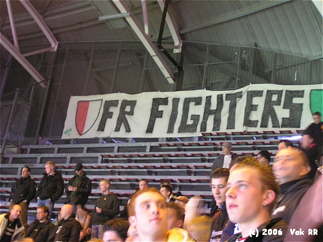 PSV - Feyenoord 1-1 12-04-2006 (31).JPG