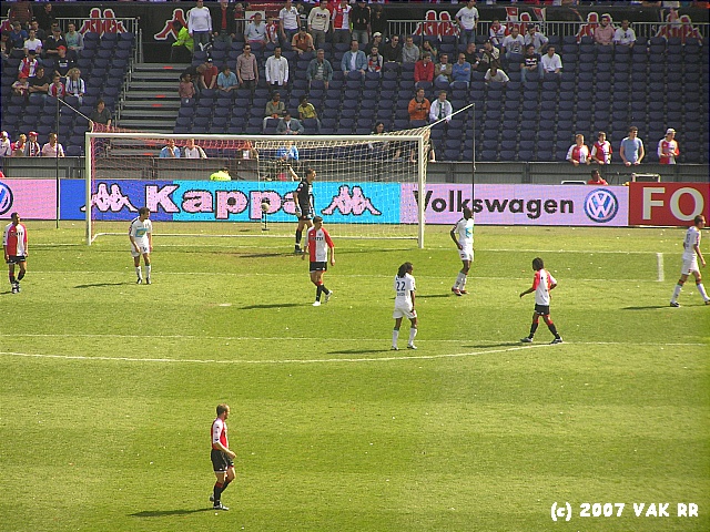 Feyenoord - NEC 1-1 22-04-2007 (15).JPG
