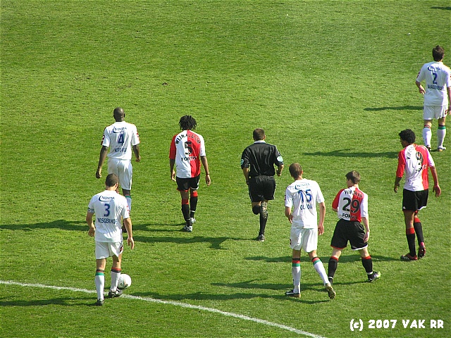 Feyenoord - NEC 1-1 22-04-2007 (2).JPG