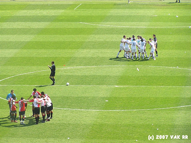Feyenoord - NEC 1-1 22-04-2007 (27).JPG