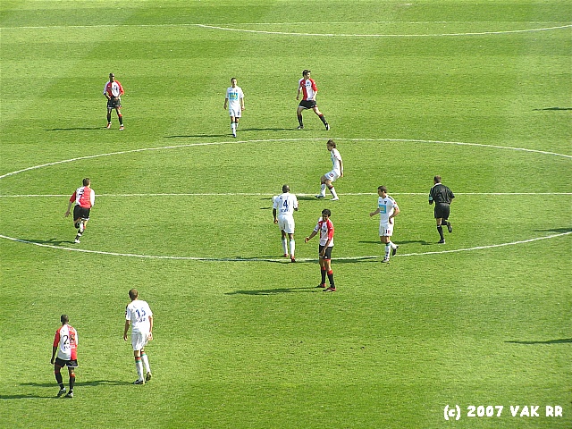 Feyenoord - NEC 1-1 22-04-2007 (3).JPG