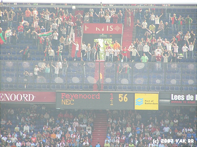 Feyenoord - NEC 1-1 22-04-2007 (6).JPG