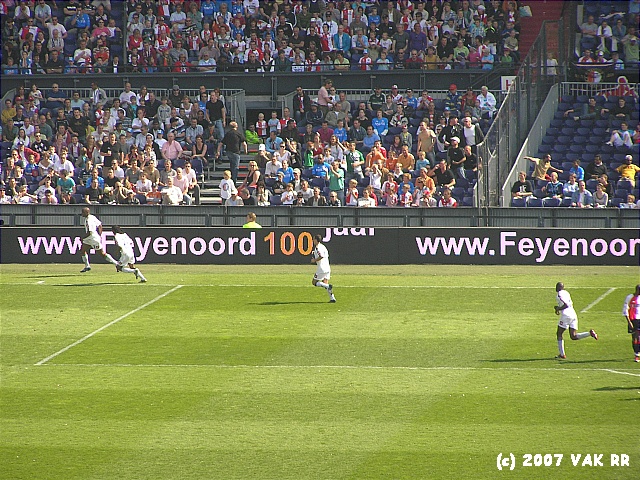 Feyenoord - NEC 1-1 22-04-2007 (7).JPG