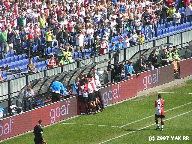 Feyenoord - NEC 1-1 22-04-2007 (9).JPG