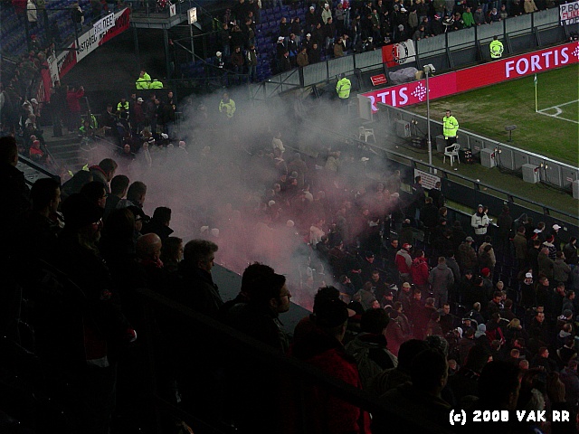 Feyenoord - Lech Poznan 0-1 18-12-2008 (15).JPG